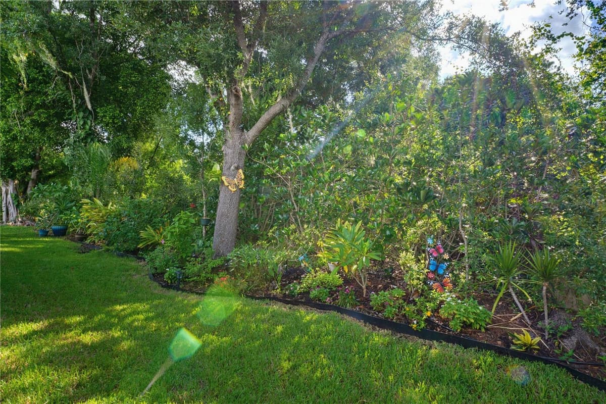 7155 SPIKERUSH COURT — photo 48 of 56