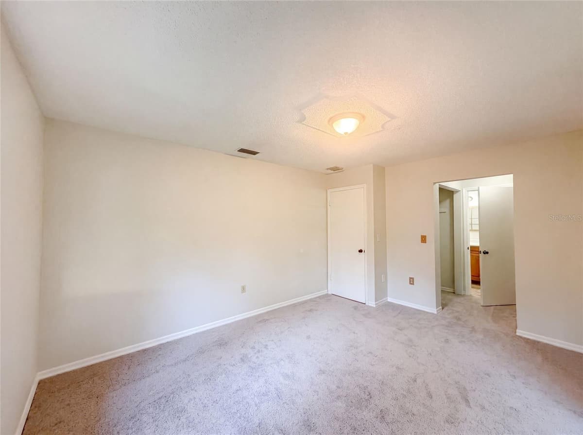 5750 55TH AVENUE — photo 14 of 21