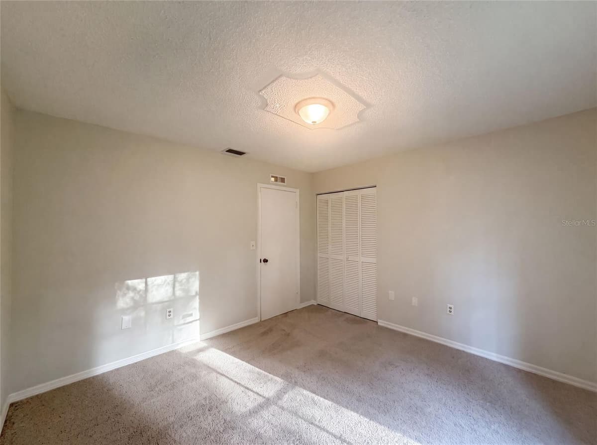 5750 55TH AVENUE — photo 11 of 21