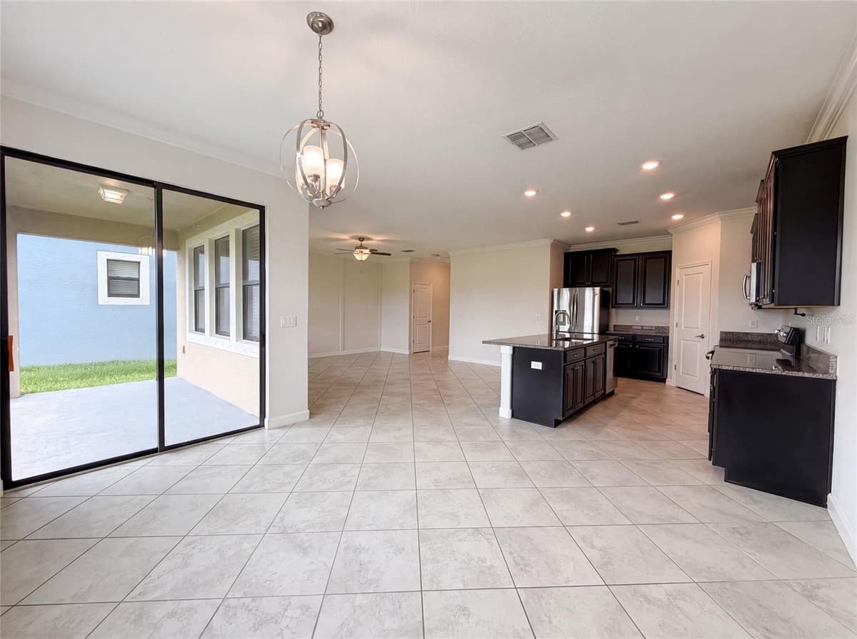 9709 IVORY DRIVE — photo 10 of 34