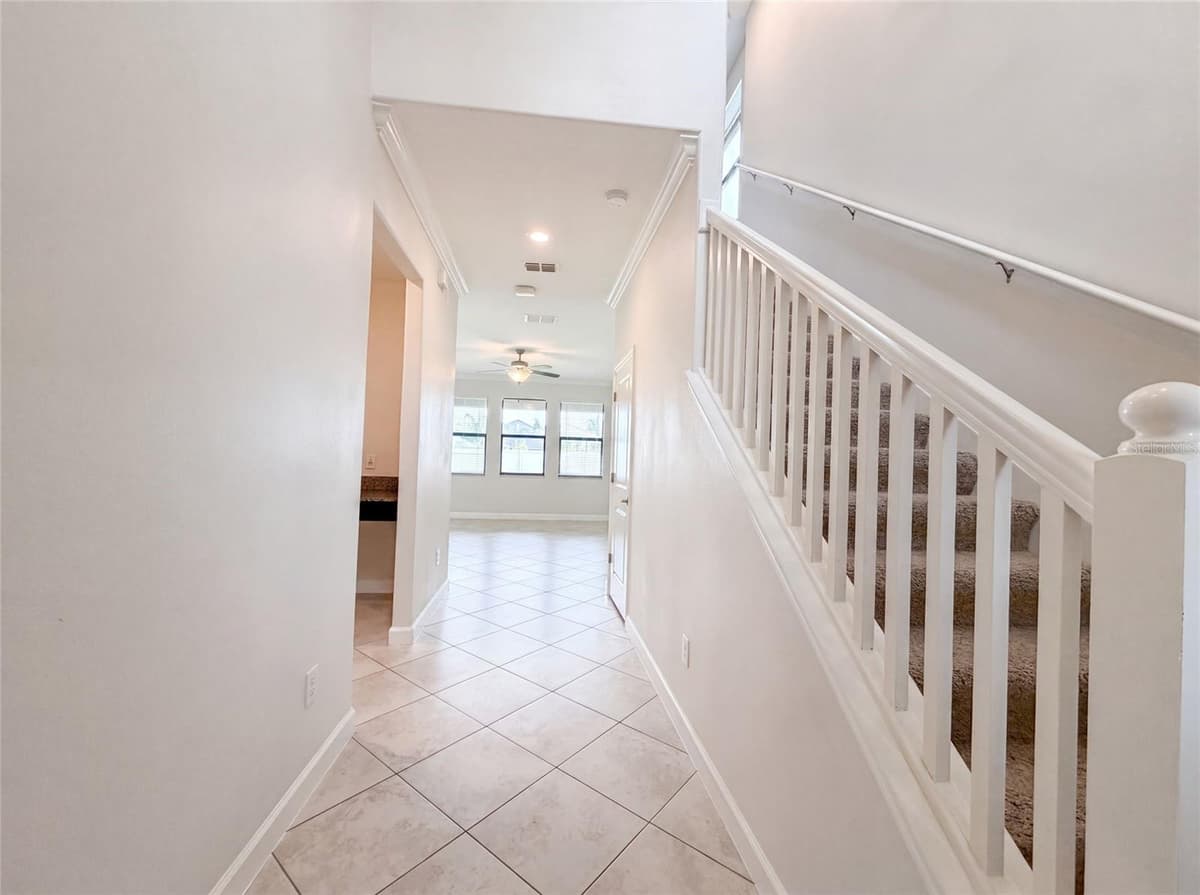 9709 IVORY DRIVE — photo 6 of 34