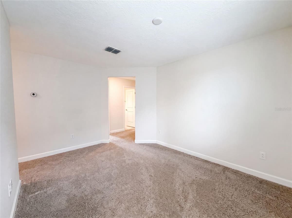 9709 IVORY DRIVE — photo 12 of 34