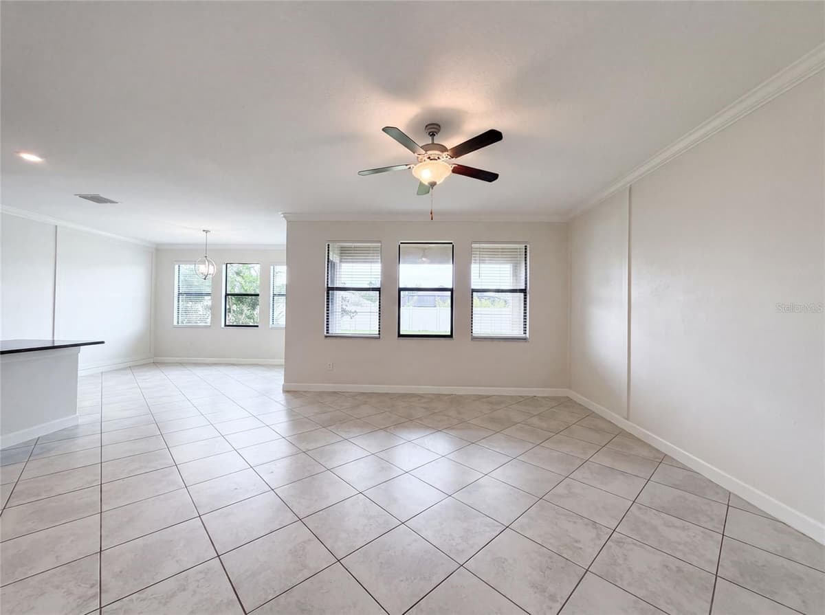 9709 IVORY DRIVE — photo 7 of 34