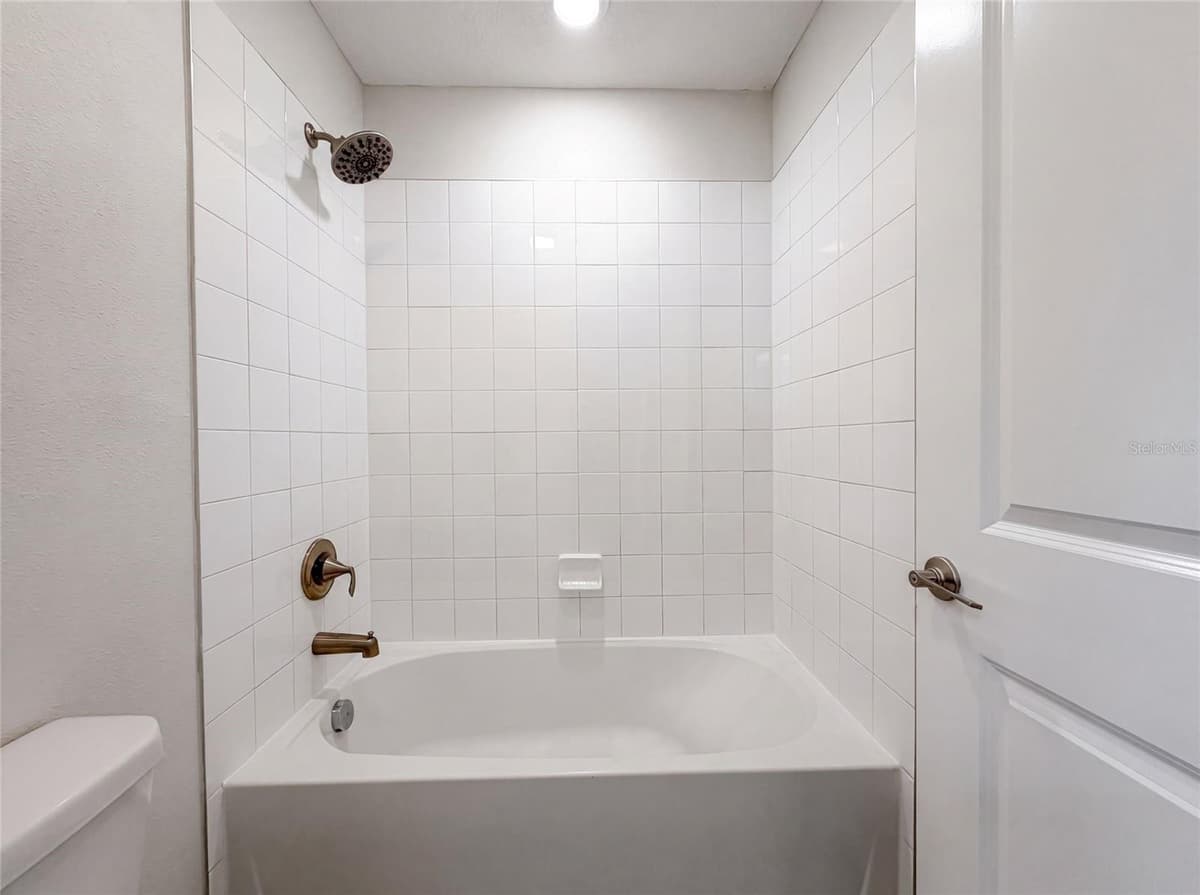 9709 IVORY DRIVE — photo 23 of 34