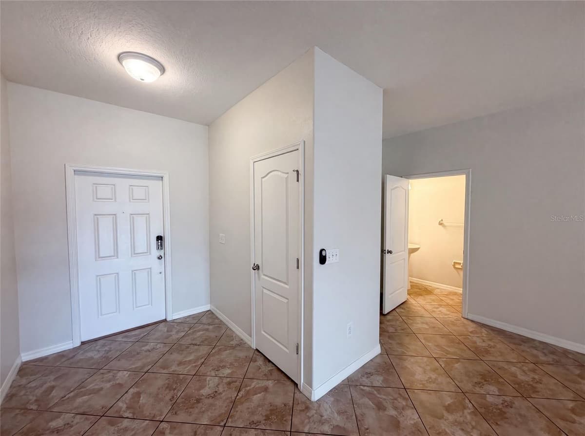 13717 ROSETTE ROAD — photo 7 of 31
