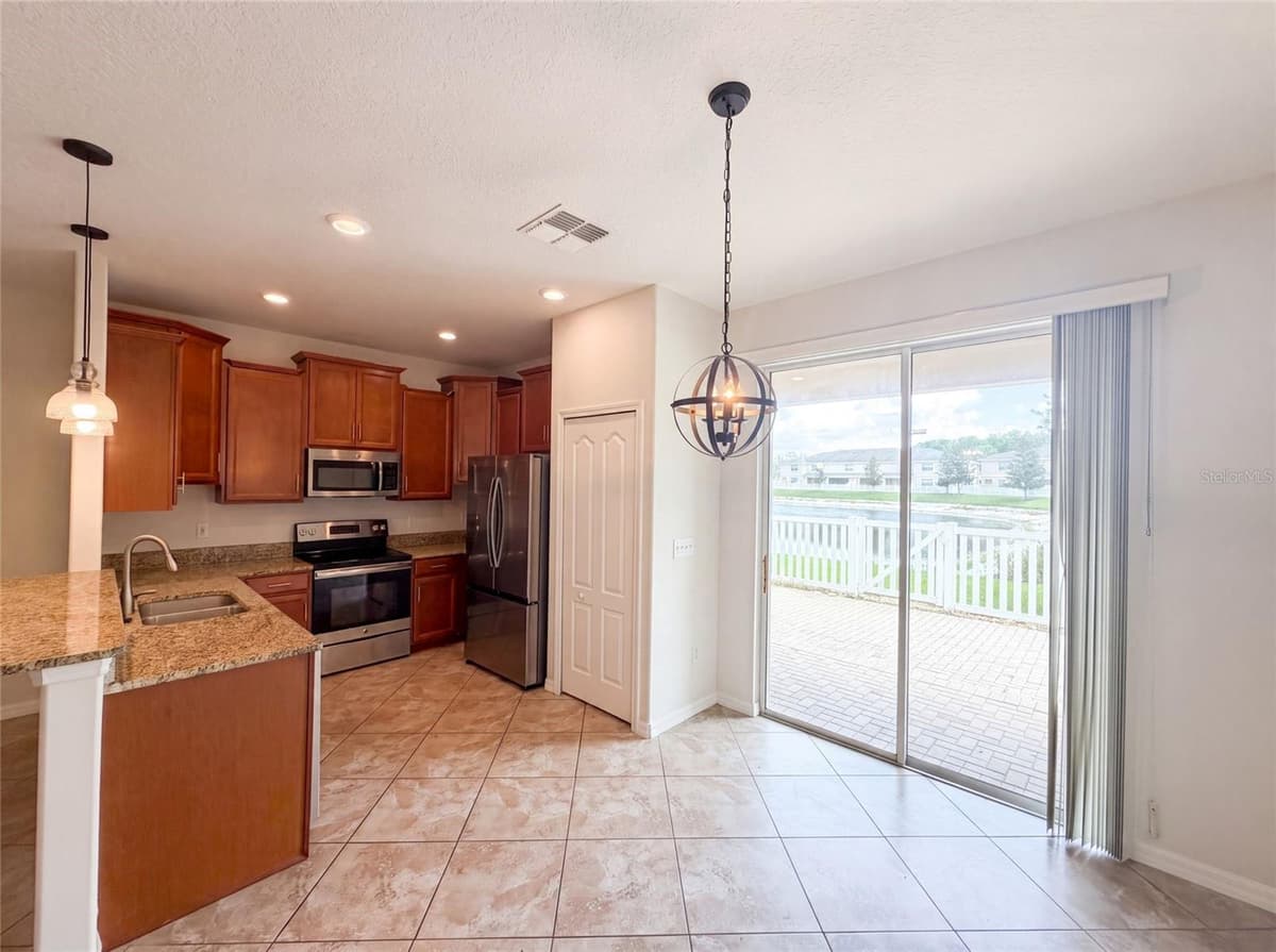 13717 ROSETTE ROAD — photo 10 of 31