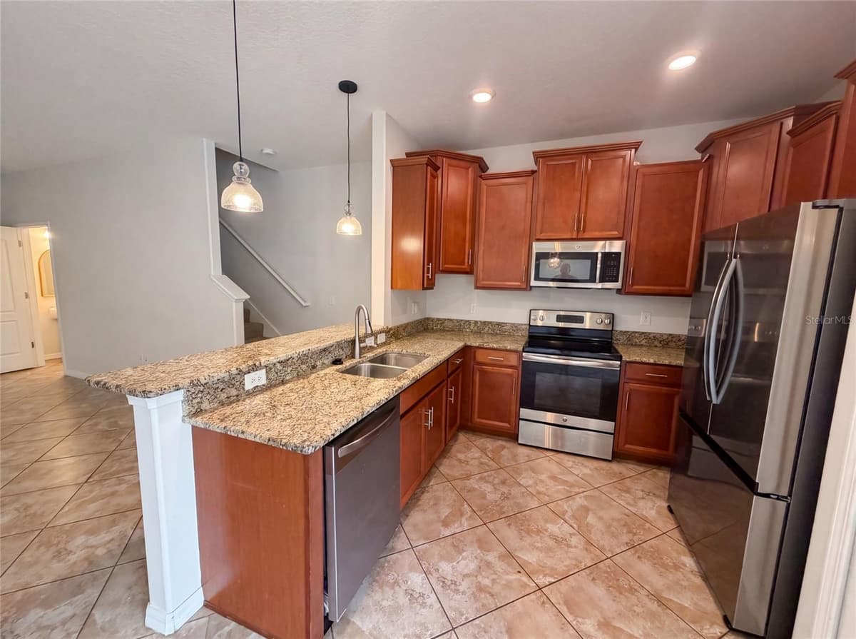 13717 ROSETTE ROAD — photo 11 of 31