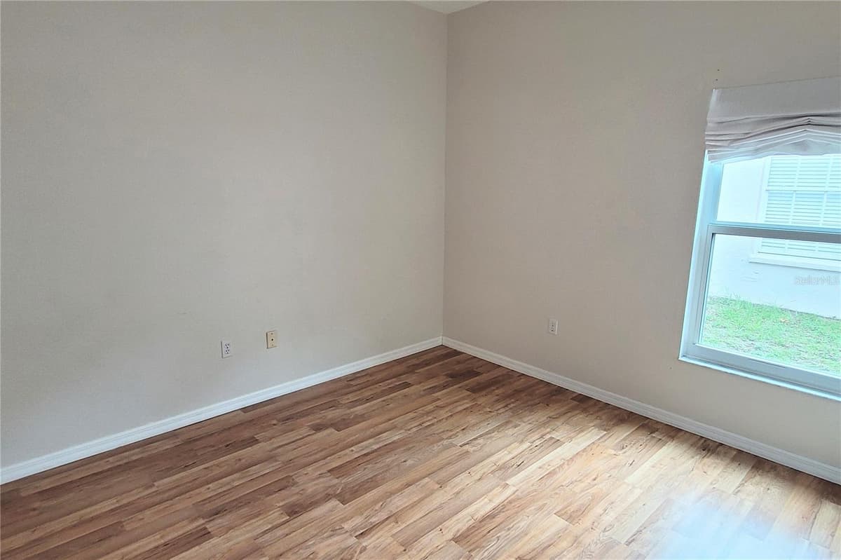 2354 TAMI SOLA STREET — photo 32 of 42