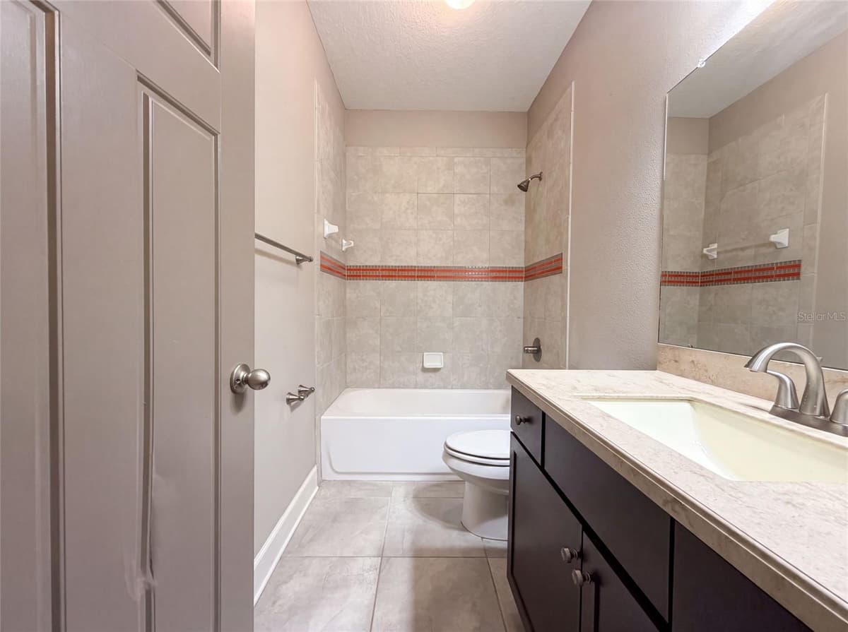 7304 MILESTONE DRIVE — photo 17 of 27