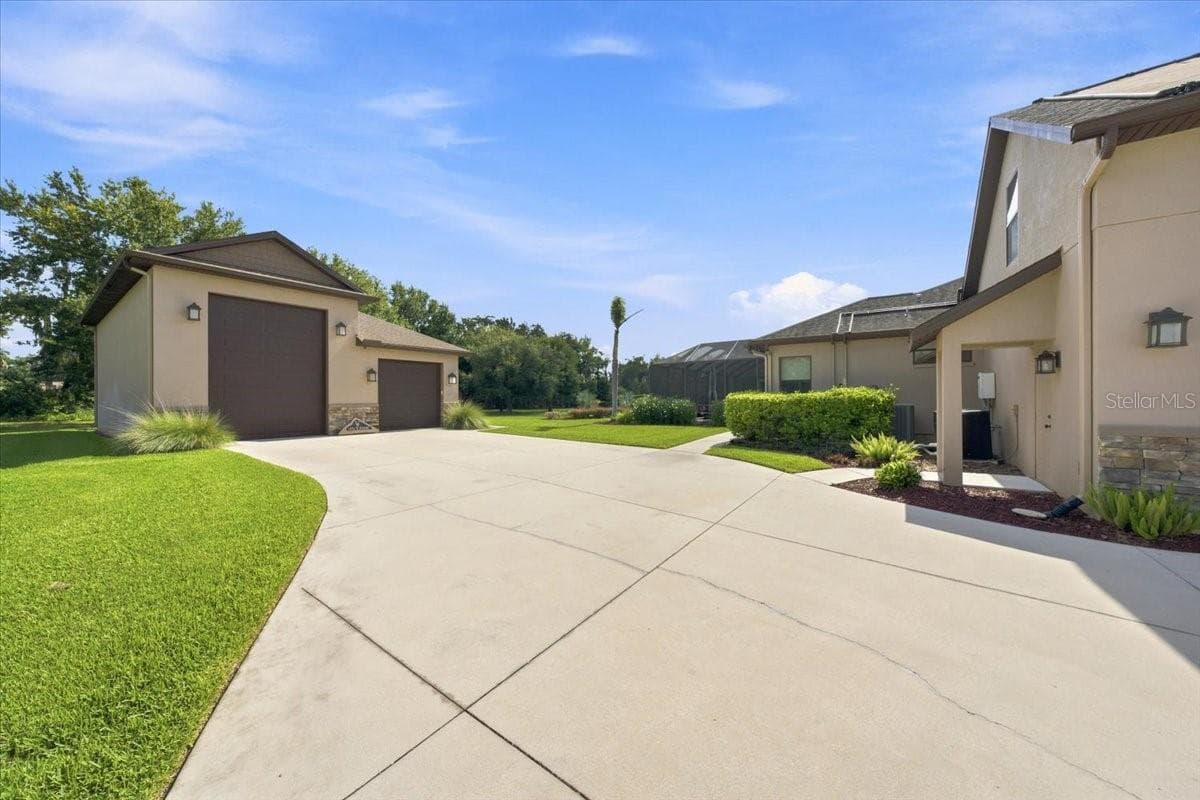 408 HAWK TALON DRIVE — photo 51 of 59