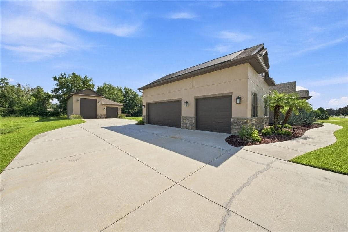 408 HAWK TALON DRIVE — photo 50 of 59
