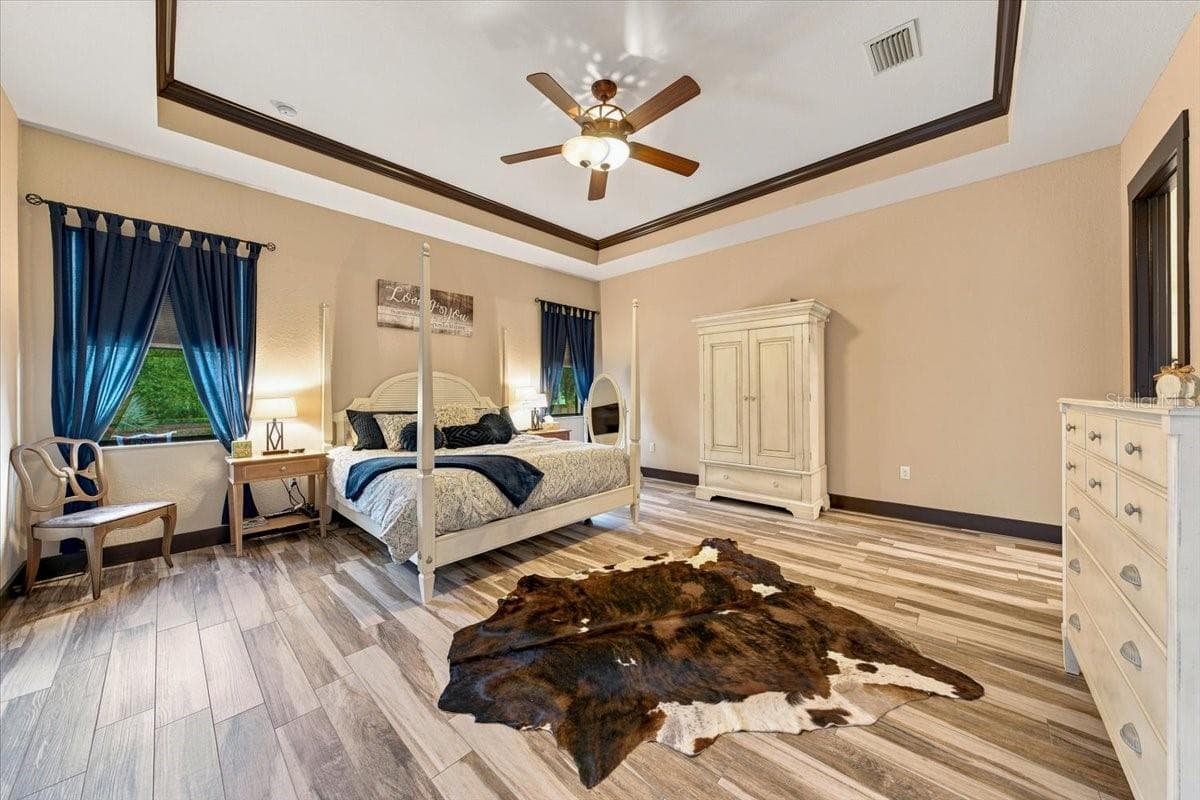408 HAWK TALON DRIVE — photo 20 of 59