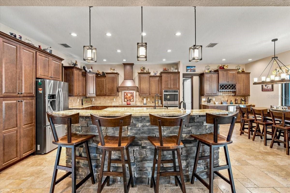 408 HAWK TALON DRIVE — photo 11 of 59