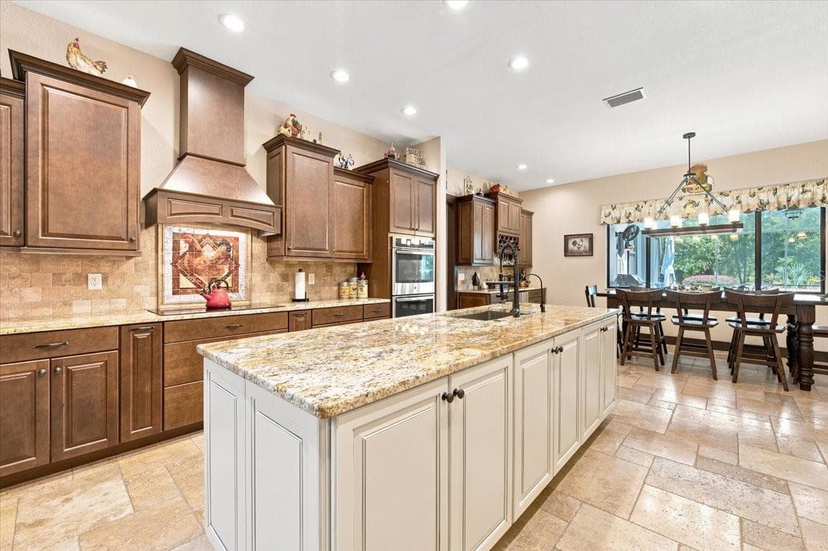 408 HAWK TALON DRIVE — photo 14 of 59