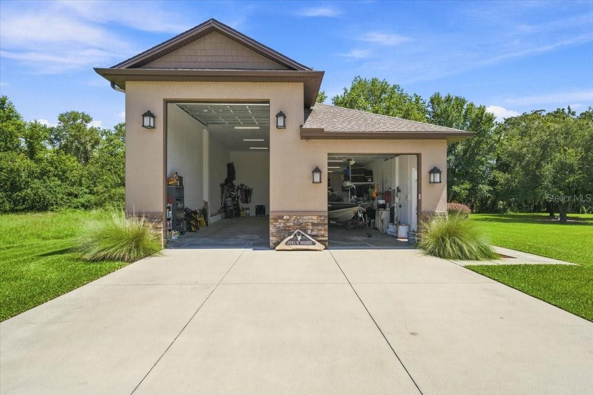 408 HAWK TALON DRIVE — photo 48 of 59
