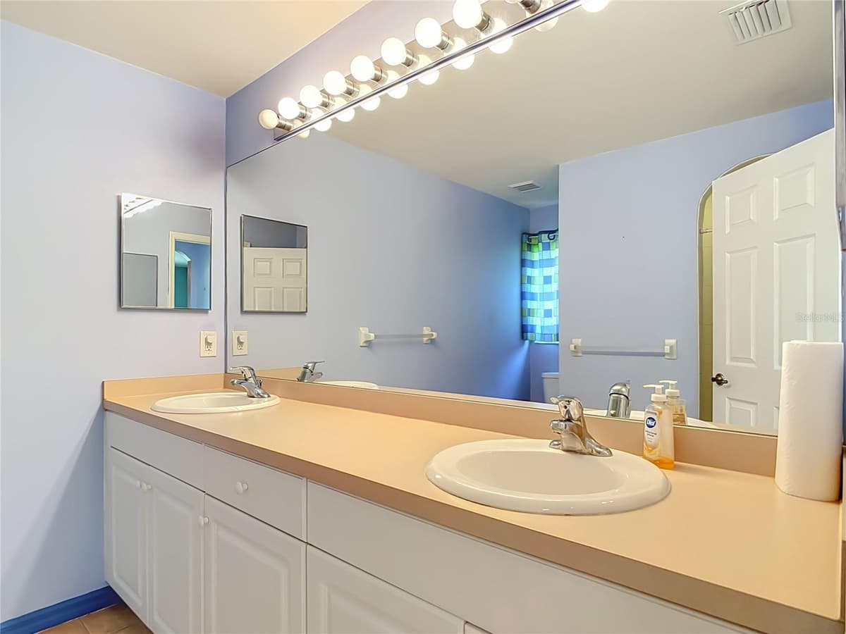 3344 PERICLES AVENUE — photo 27 of 50