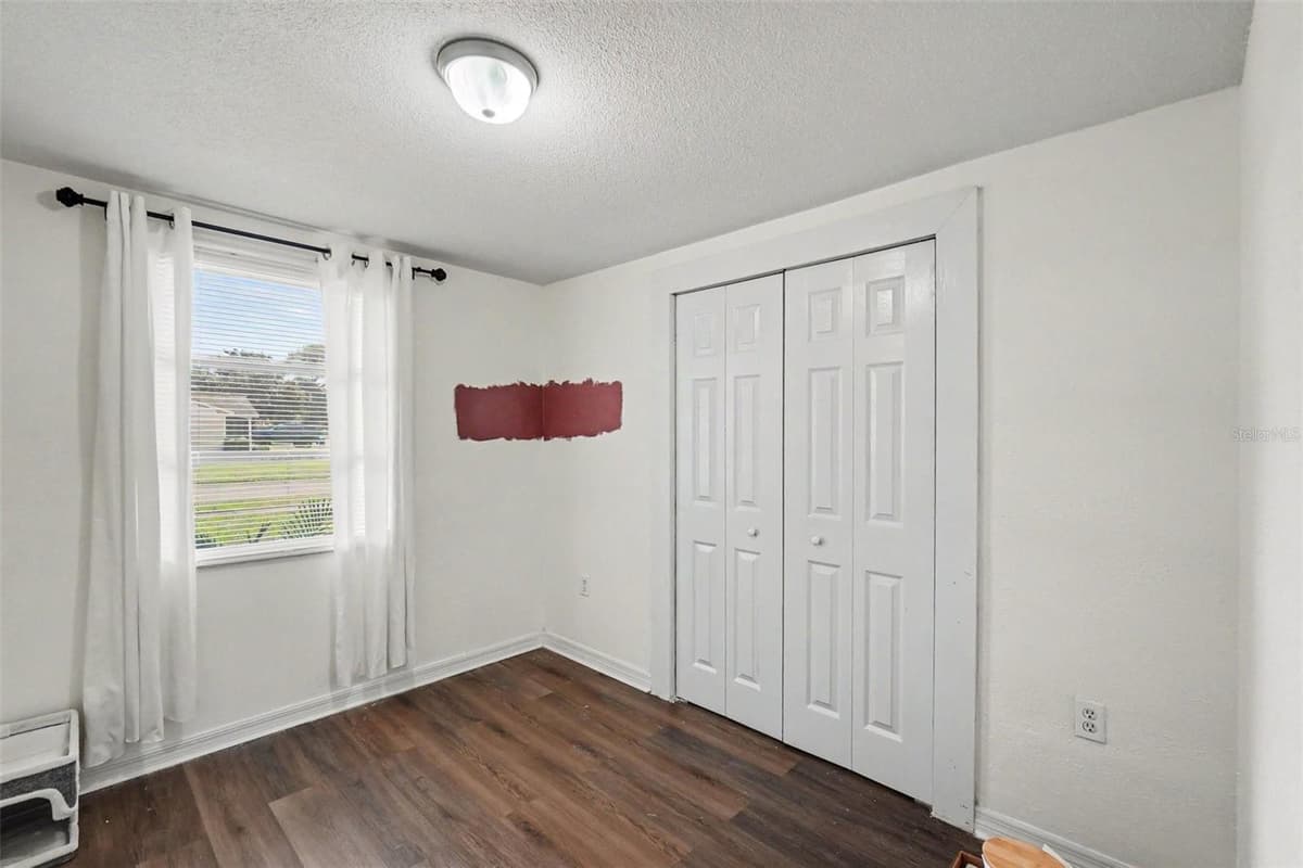 1611 SMITHFIELD CIRCLE — photo 18 of 24