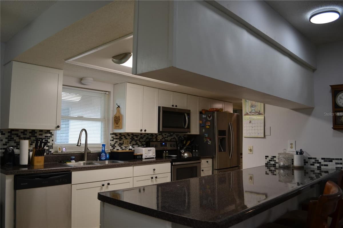6496 TOLEDO ROAD — photo 9 of 48