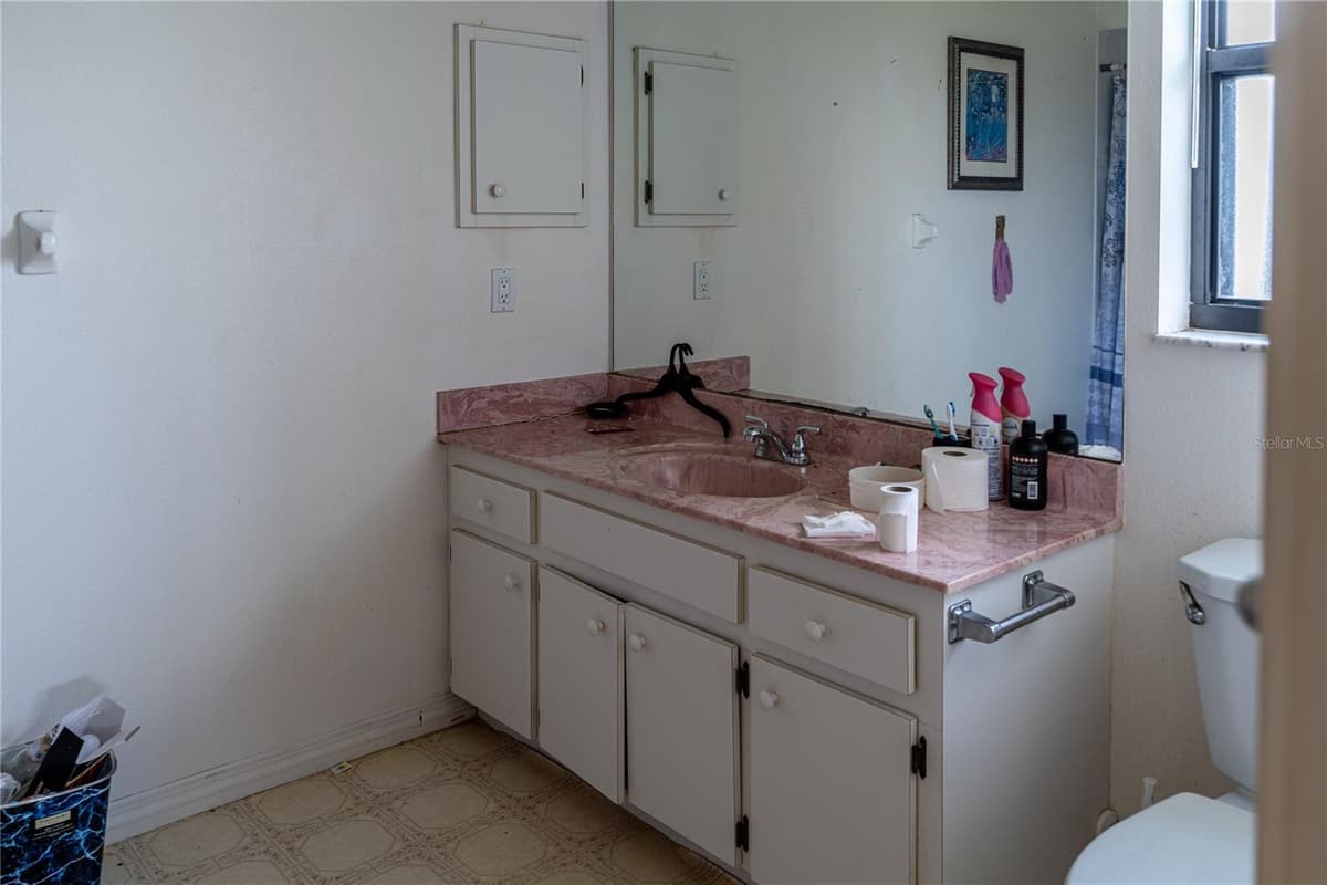 273 ROTONDA CIRCLE — photo 41 of 54