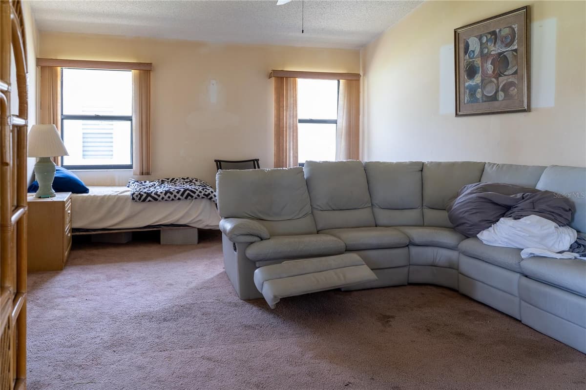 273 ROTONDA CIRCLE — photo 10 of 54