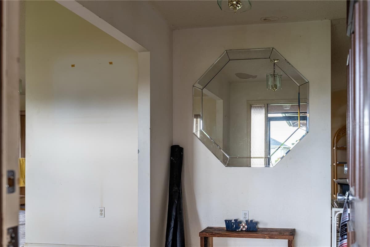 273 ROTONDA CIRCLE — photo 28 of 54
