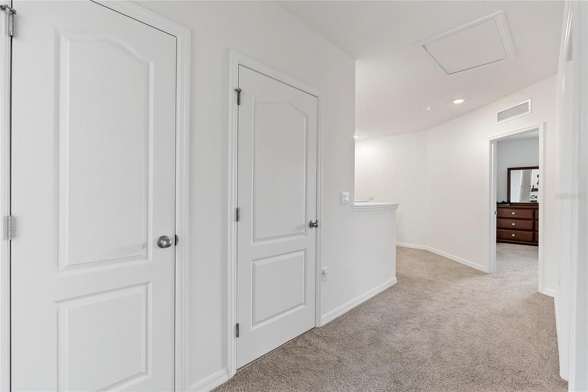 3476 MAJOR OAK BOULEVARD — photo 9 of 16