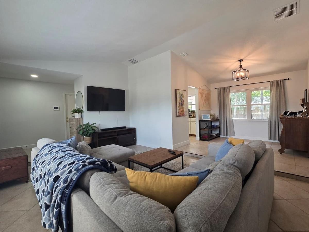 7005 TALBOT DR — photo 11 of 42