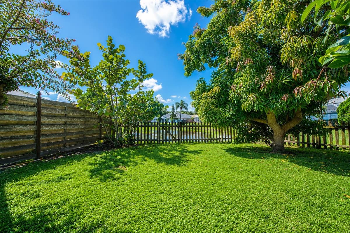 2405 ICECAPADE DRIVE — photo 48 of 50