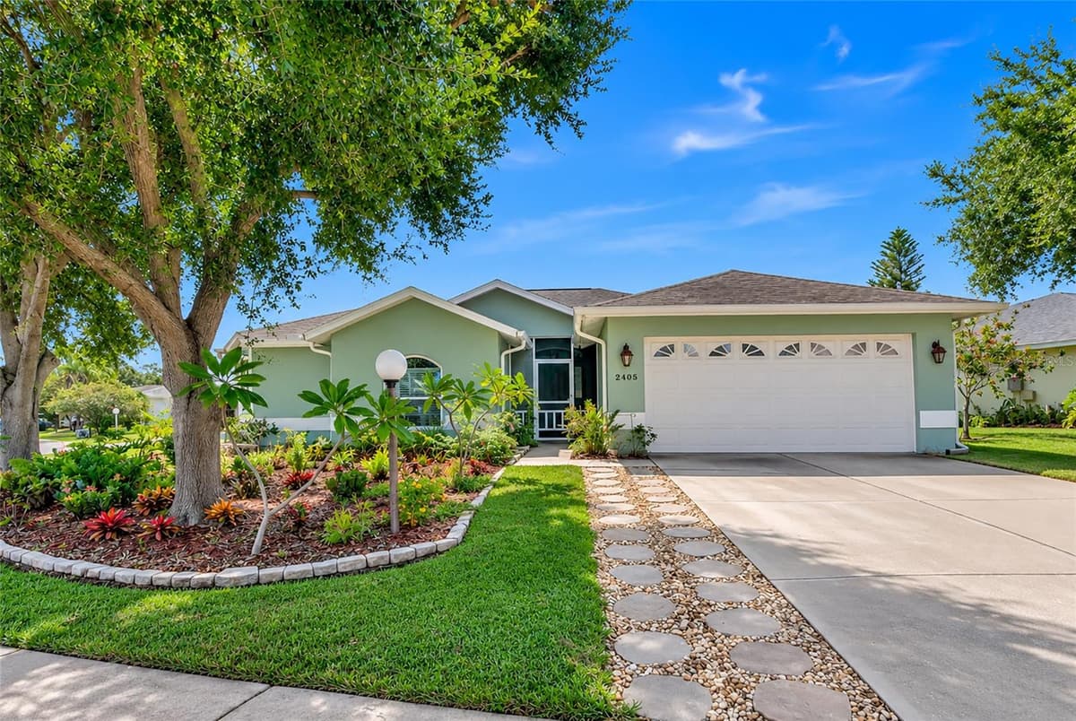 2405 ICECAPADE DRIVE — photo 1 of 50