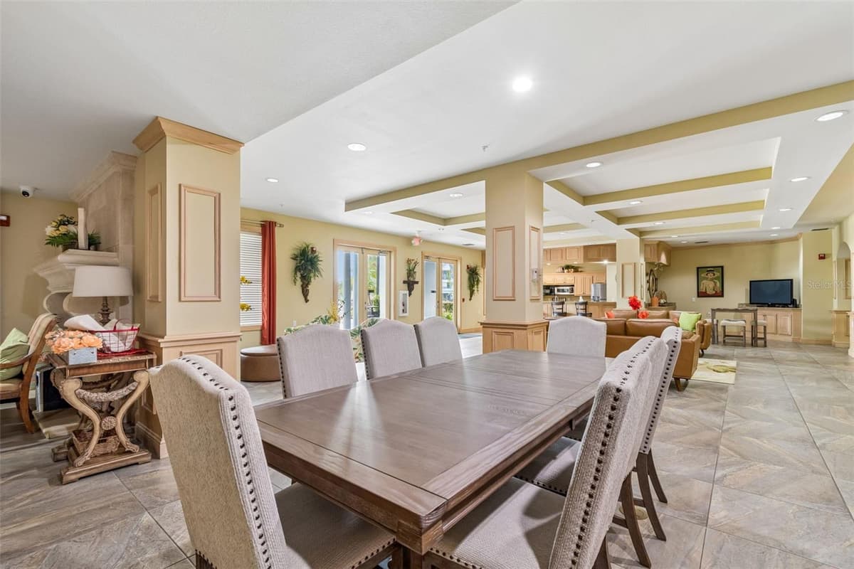 1640 VILLA CAPRI CIRCLE — photo 59 of 80