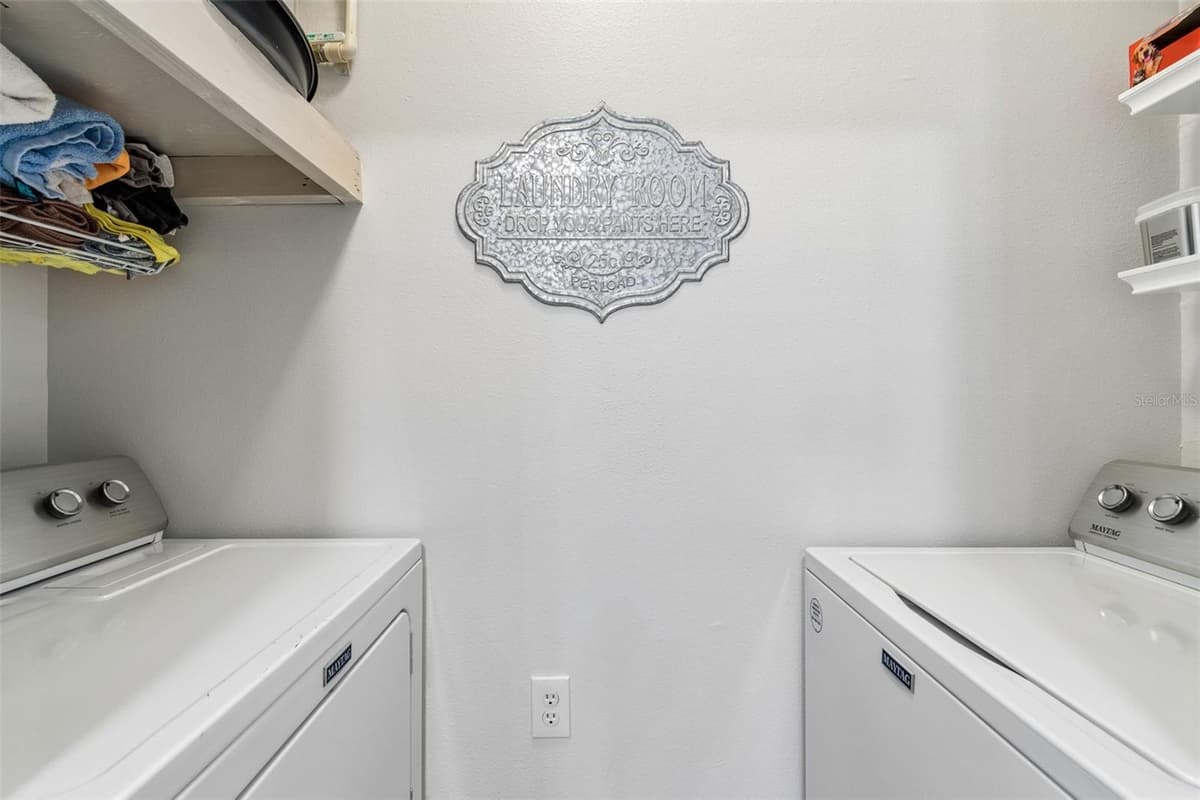 1640 VILLA CAPRI CIRCLE — photo 11 of 80