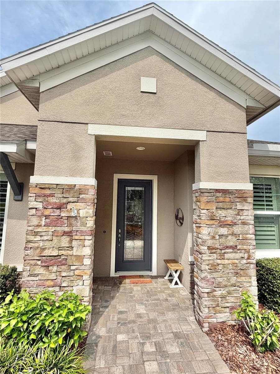 6008 SPARROWHEAD WAY — photo 3 of 66