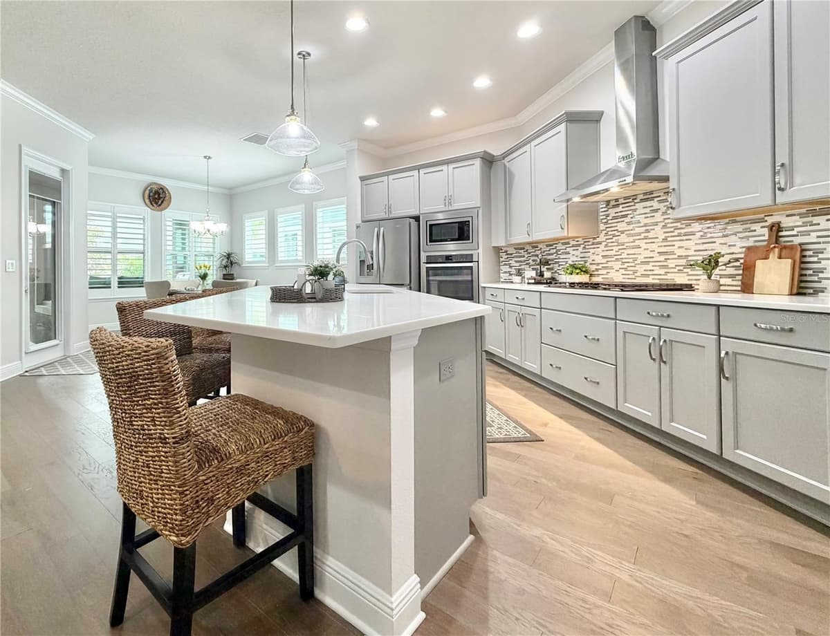 6008 SPARROWHEAD WAY — photo 10 of 66
