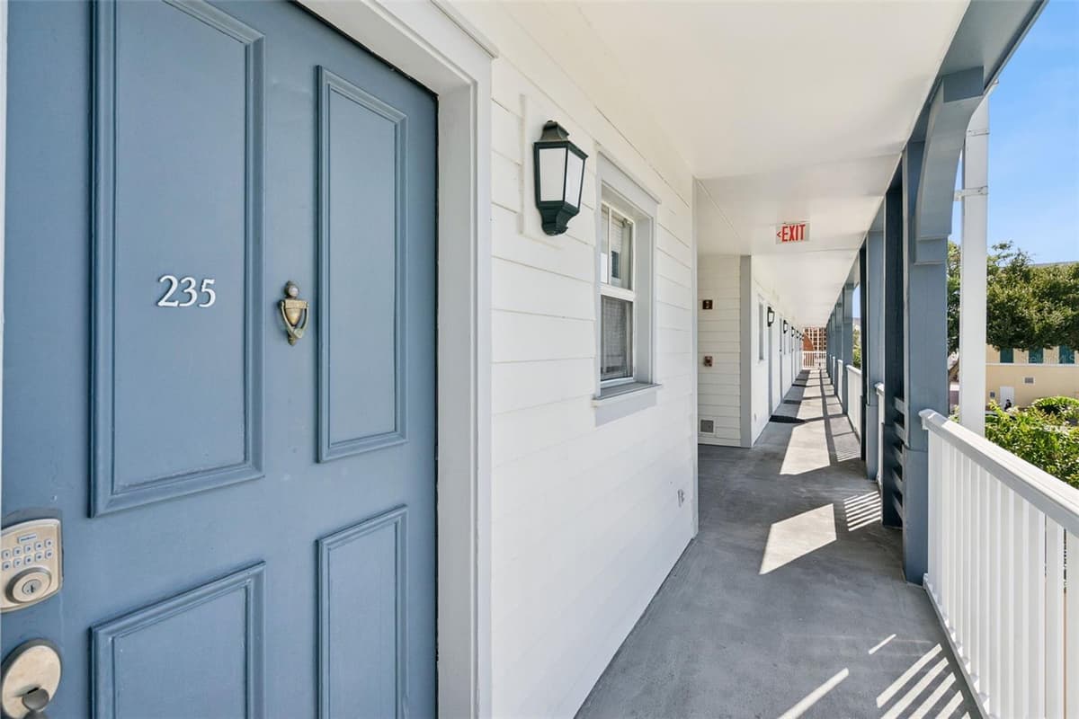 720 CELEBRATION AVENUE — photo 3 of 30