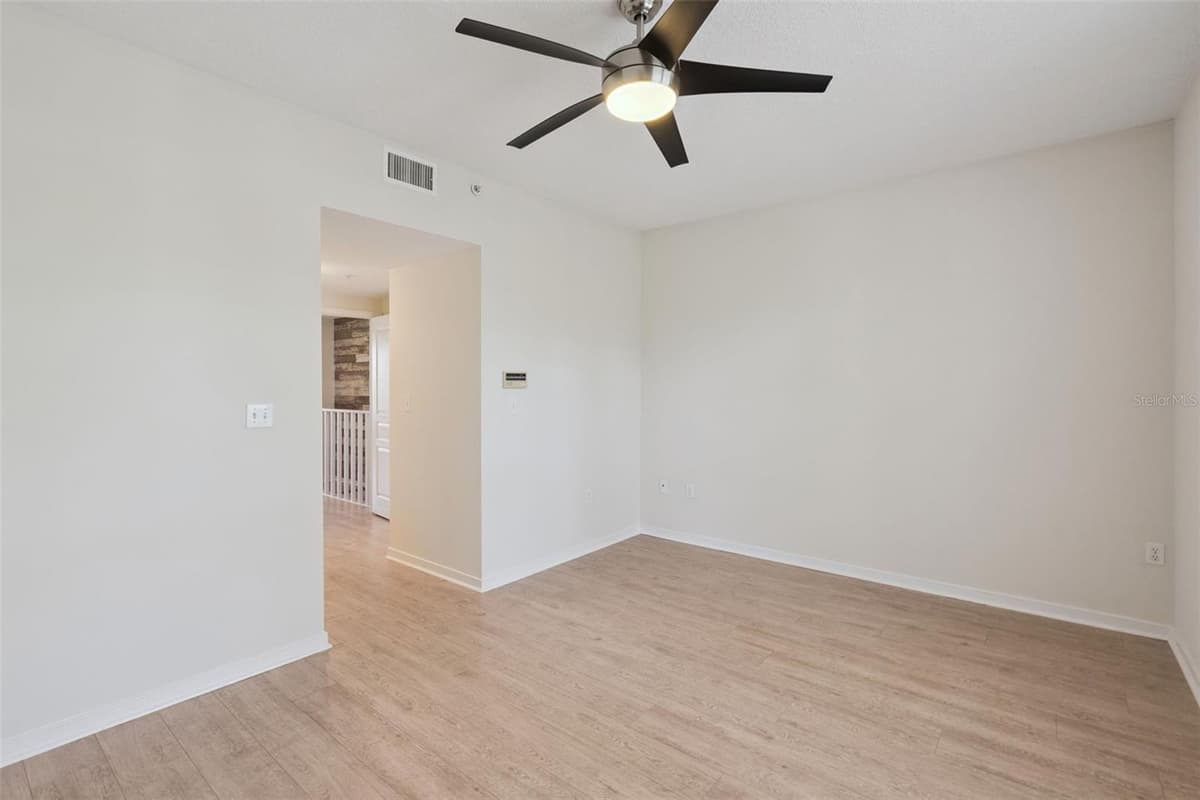 720 CELEBRATION AVENUE — photo 18 of 30