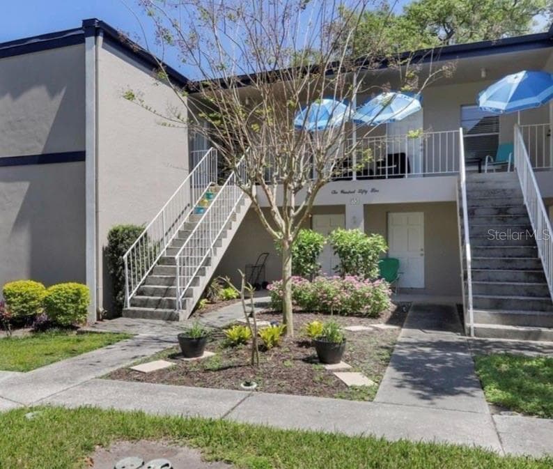 125 PICARDY VILLA CIRCLE — photo 1 of 22