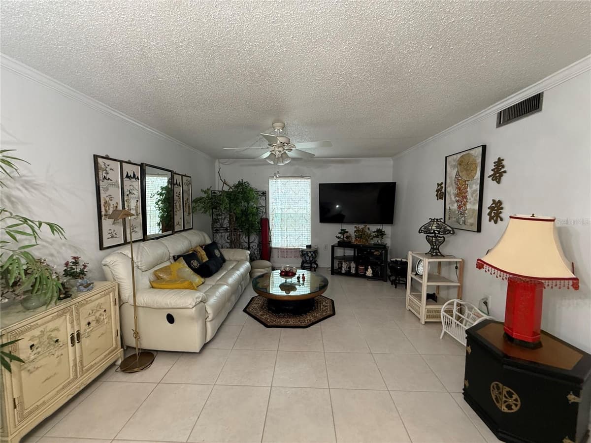 125 PICARDY VILLA CIRCLE — photo 3 of 22
