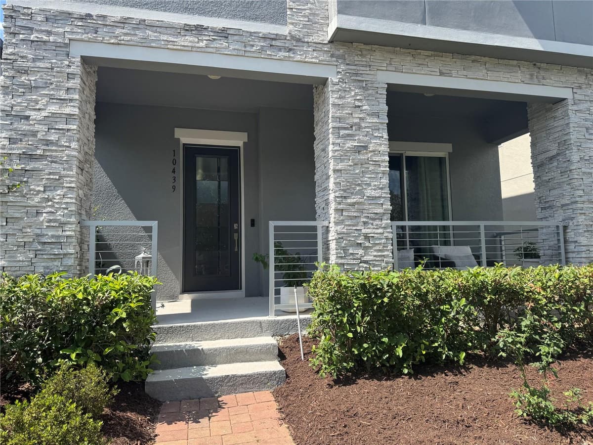 10439 AUSTRINA OAK LOOP — photo 4 of 62