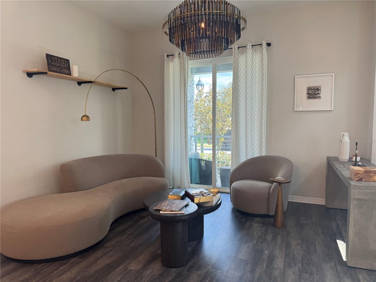 10439 AUSTRINA OAK LOOP — photo 10 of 62