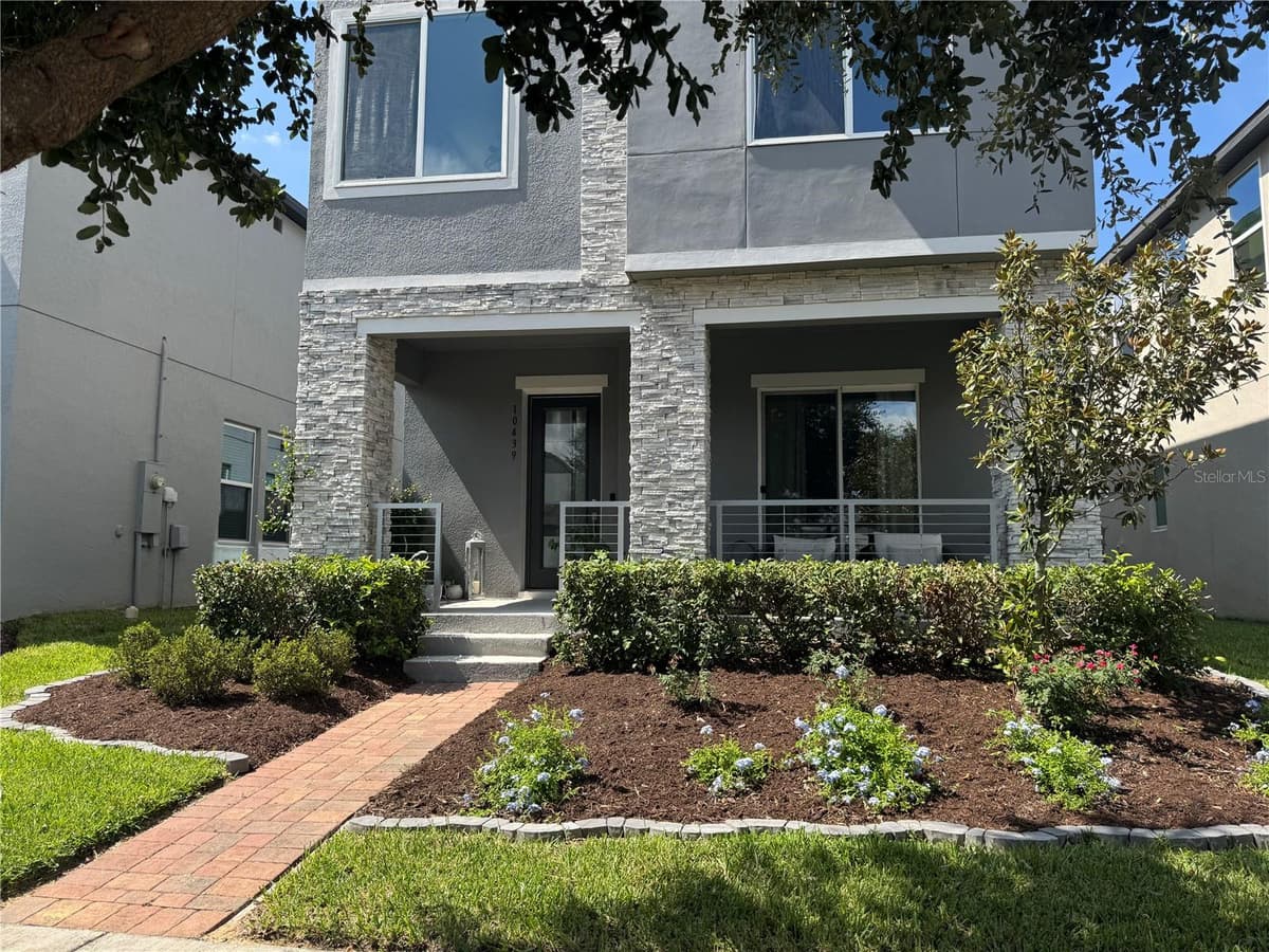 10439 AUSTRINA OAK LOOP — photo 2 of 62