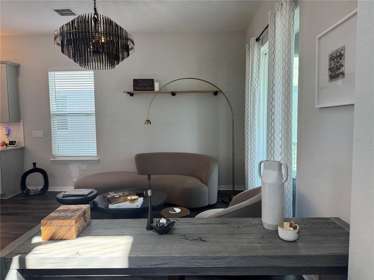 10439 AUSTRINA OAK LOOP — photo 8 of 62