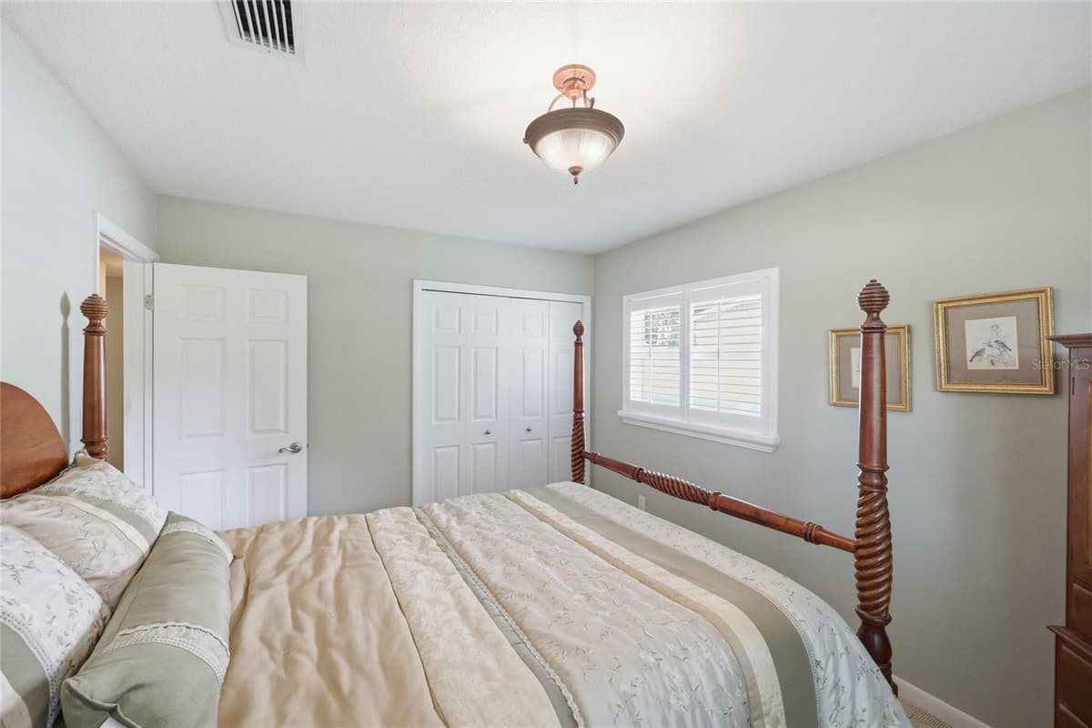 2138 30TH PLACE — photo 37 of 64