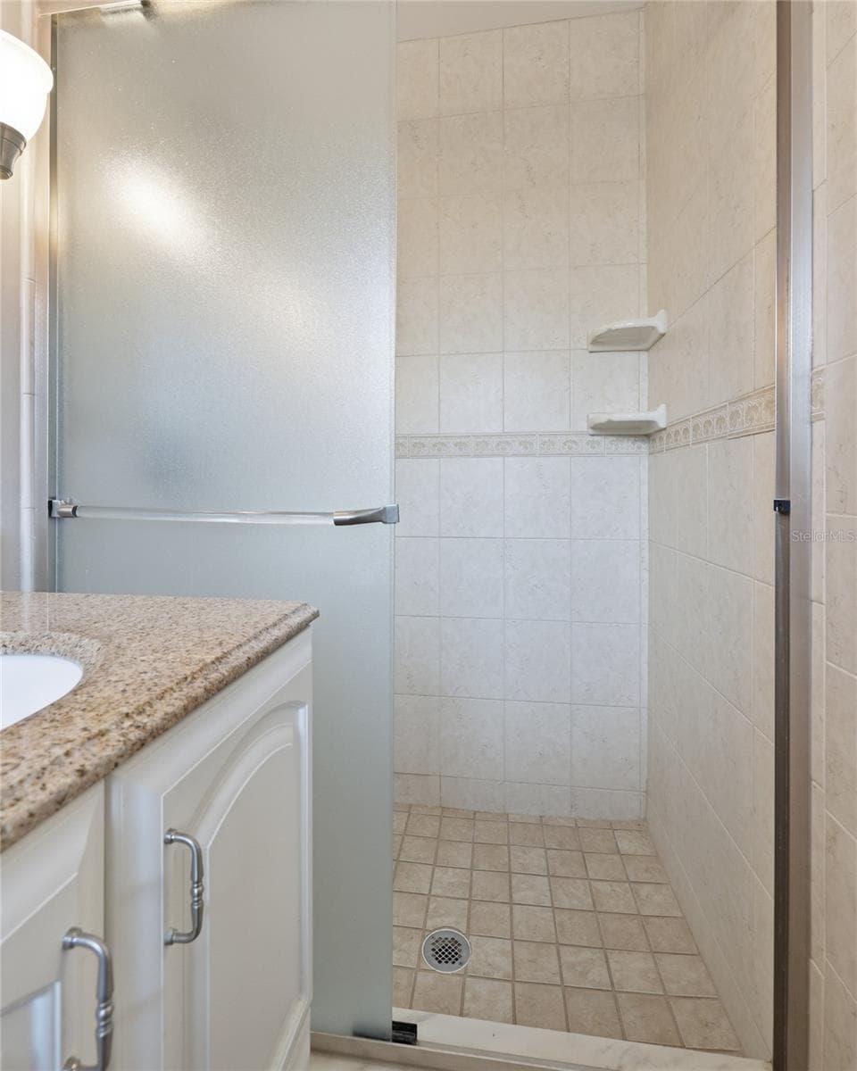 2138 30TH PLACE — photo 33 of 64