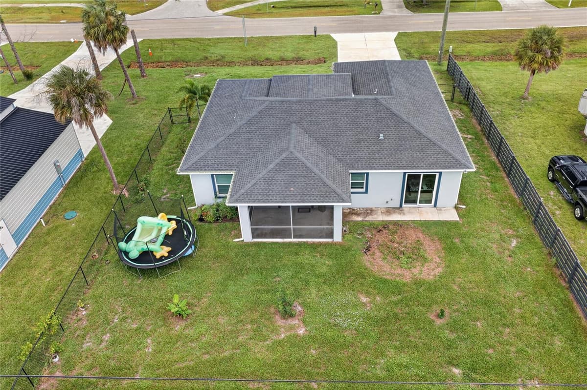 1264 SALFORD BOULEVARD — photo 38 of 43