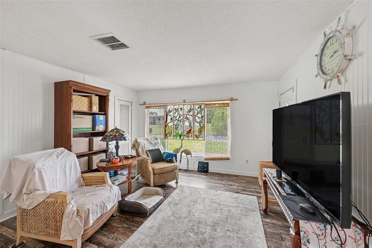 2731 PINE RIDGE DRIVE — photo 3 of 16