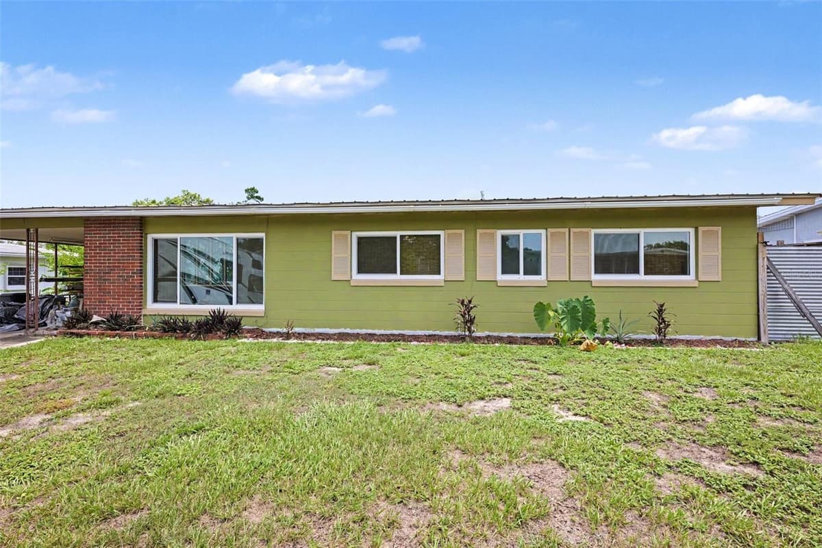2731 PINE RIDGE DRIVE — photo 1 of 16