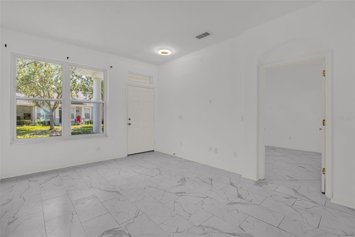 14057 WILD MAJESTIC STREET — photo 11 of 32