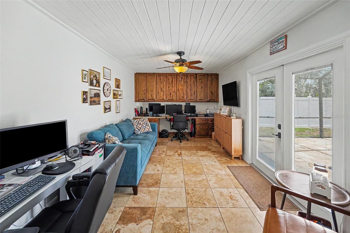 3369 HUNT CLUB DRIVE — photo 13 of 31