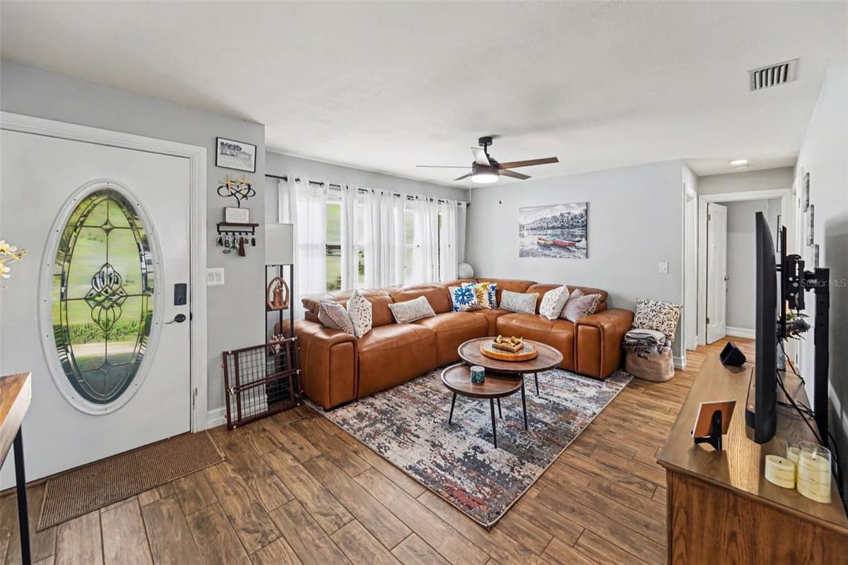 3369 HUNT CLUB DRIVE — photo 4 of 31