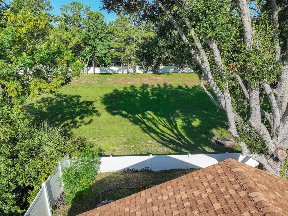 2226 FAXTON COURT — photo 36 of 40